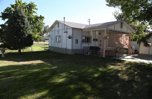 River Heights Apartment | Updated Cottage 3 Bedroom Home With Game Room
