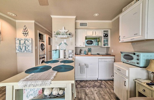 North Beach Condo | Updated Front Beach Condo w/Resort Amenities!