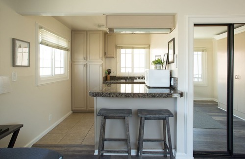 West Newport House | Upper Back Studio in an Oceanfront Home - No Views, No Outdoor Area. (68326)