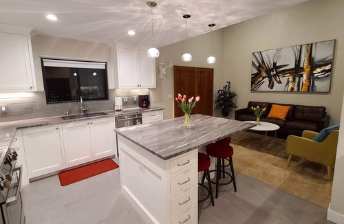 Lincoln Acres House | Upscale Bonita Home on a Hill with Ocean/City View