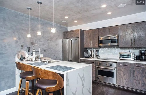 Point Loma Heights Condo | Upscale Condo with Heated Year-round Swimming Pool and Resort Amenities