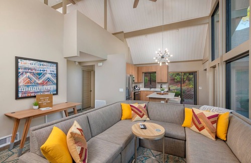 Uptown Sedona Ski Chalet | Uptown Chalet @ The Matterhorn Inn