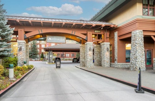 Elk Point Condo | 95 m² Condo ∙ 2 bedrooms ∙ 8 guests