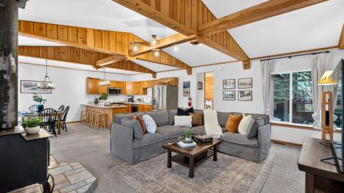 Donner Lake Woods House | Ute Cabin by AvantStay