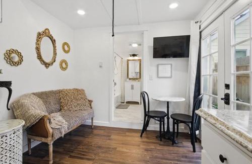 Vancouver Apartment | Vancouver Retreat Tiny House 9