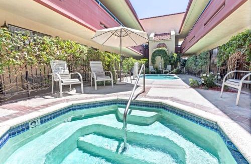 Woodland Hills Hotel | Vantage Point Inn - Woodland Hills