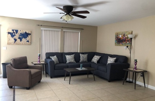 Enterprise House | Vegas 5 Bedroom, 3 bath vacation home with a pool!