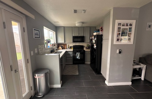 Silverado Ranch House | Vegas Hideaway conveniently located from airport and strip 8-20 minutes. . .