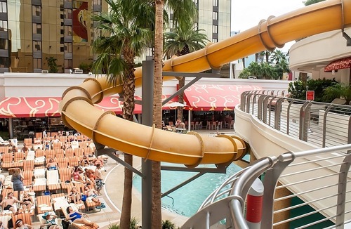 Sunrise Manor Hotel | Vegas Stay with Luxurious Amenities & Perfect Location