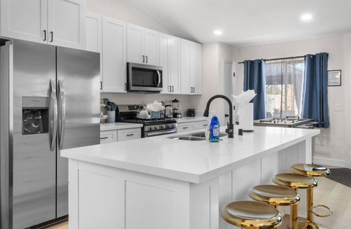 North Las Vegas House | Vegas Vacation 5BD-Pool, Spa, Games, and More!
