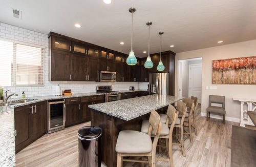 Santa Clara House | Vermillion Oasis: Luxury 6BR/7BA Home near Zion. Private Pool & Resort Amenities
