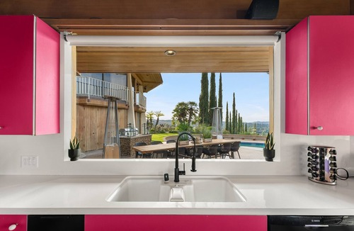 Encino Villa | Via Vallarta - An Architecturally Significant California Modern Home