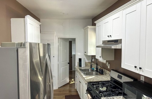 Florence-Graham House | Vibrant 2BR2B Duplex Downtown LA
