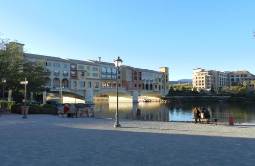 Lake Las Vegas Apartment | Viera Studio #515