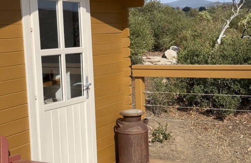 Ramona Cabin | View from The Lookout: A Restorative Getaway in the San Diego Back/WineCountry
