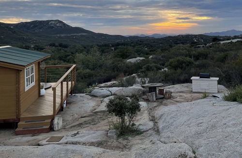 Ramona Cabin | View from The Lookout: A Restorative Getaway in the San Diego Back/WineCountry