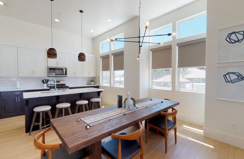 Bloomington Condo | Villa #08 at Bloomington Country Club