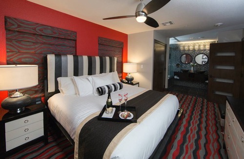Las Vegas Villa | Villa ∙ 1 bedroom ∙ 2 guests