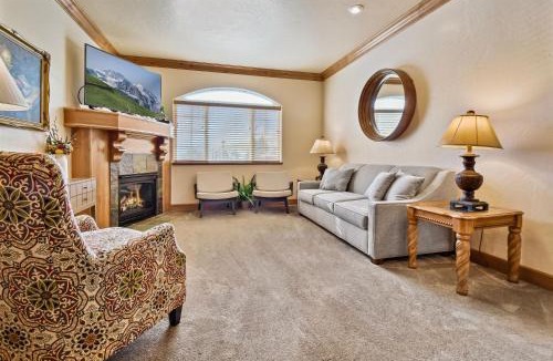 Zermatt Villa | Villa 2057 - 2 Bed 2 Bath Full Kitchen villa