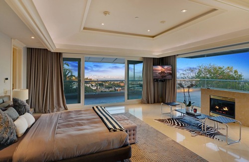 Trousdale Estates Villa | Villa 6bd Los Angeles View Modern Mansion - Fantastic!