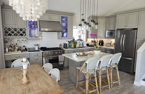 Lantern District Cottage | Villa La Sirena, Beach cottage in Dana Points Lantern District. 30 DAYS MINIMUM.
