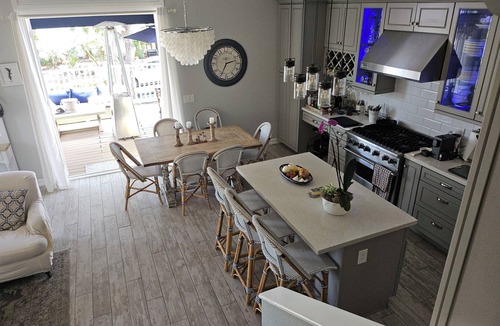 Lantern District Cottage | Villa La Sirena, Beach cottage in Dana Points Lantern District. 30 DAYS MINIMUM.