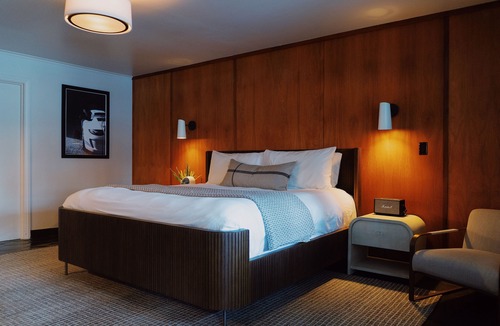 Tahquitz River Estates Hotel | Villa Royale