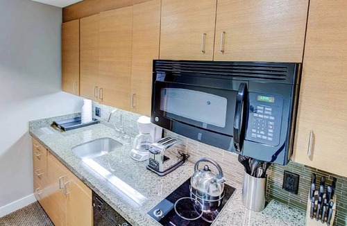 Mammoth Lakes Condo | Village Monache 1BR King Condo w/Kitchen, LR, 2nd Highest Floor, Amenities.