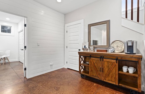 Freestone House | Vintage Modern Downtown Sebastopol