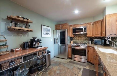 Downtown Park City House | "Virtual" Ski In/Out Old Town Home Short Walk to Lift & Main St 3br+3ba Hot Tub