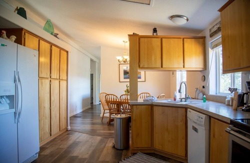 Sisters House | Vista View Retreat – Serene Mountain Escape