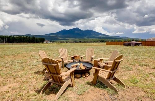 Fort Valley House | ‘Vistas Bonitas’ Home w/Patio: 7 Mi to Snowbowl!