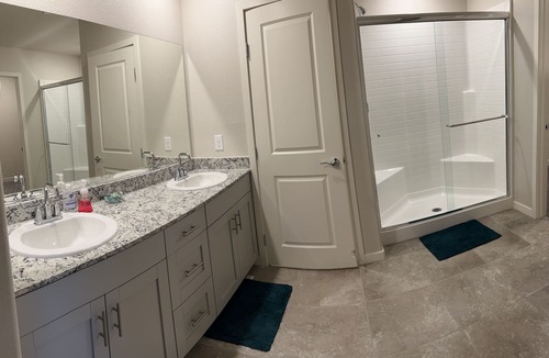 Centennial Hills House | Voluptuous 4 Bedroom new Home