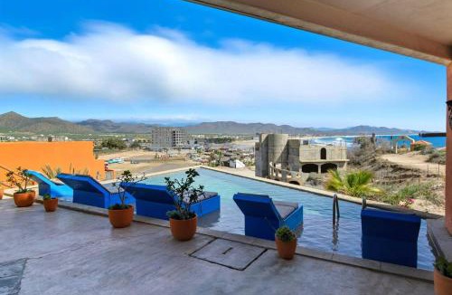 Cerritos House | Walk-Out Surf Access | Beachfront, Los Cerritos