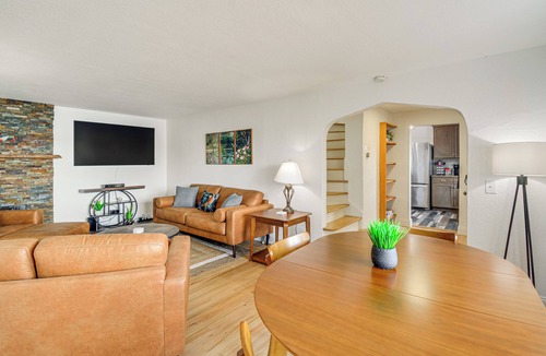 Retsil Cottage | Walk to Beaches: Waterfront Home in Port Orchard!