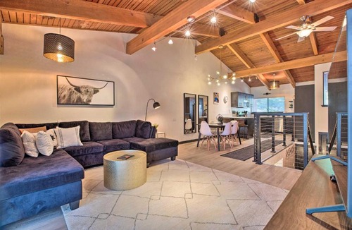 Mammoth Lakes House | Walk to Canyon Lodge! Resort-Style Condo w/Pool