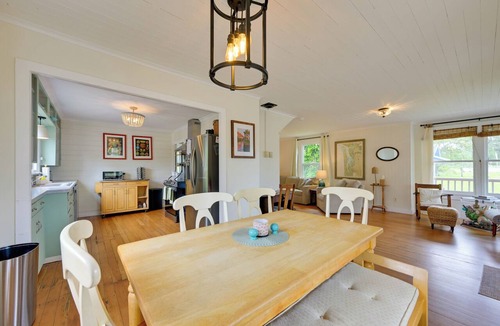 Seaview House | Walk to Shore! Long Beach Home w/Fire Pit