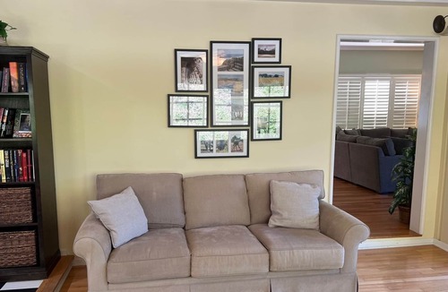 Studio City House | Warm California Retreat Ideally Situated for your Staycation or Remote Working!