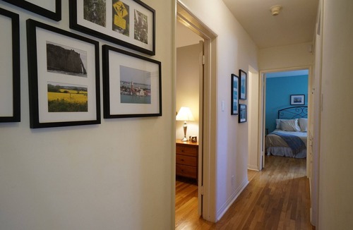 Studio City House | Warm California Retreat Ideally Situated for your Staycation or Remote Working!