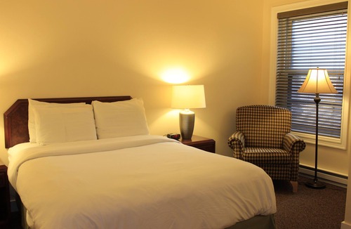 Downtown Portland Hotel | Washington Plaza Apartments