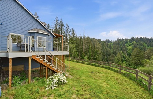 Washougal House | Washougal 4BR - Hot Tub, Sauna, Private 5 Acres