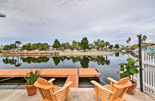 Spring Hill House | Waterfront Hernando Beach Home with 40-foot Dock!