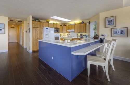 Lincoln City Cottage | Waterfront | Hot Tub | Kayaks | Crab Traps | 3~Kings