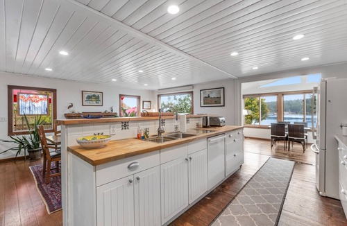 Seabeck House | Waterfront house & cottage with private beach, kayaks, SUPs, 4 decks - dogs OK