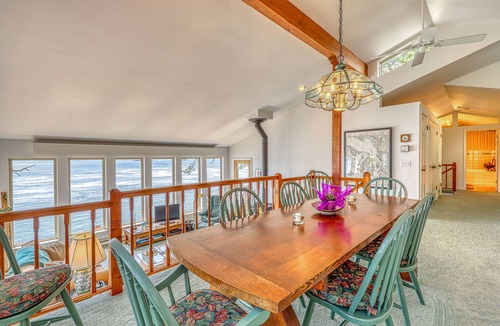 Olga House | Waterfront with a private deck