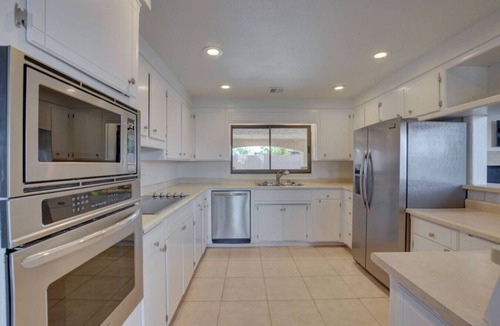 Blue Diamond Ranch House | We Love Families: 2-Acre Vegas Country Retreat