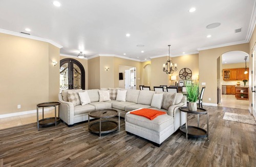 Temecula House | Welcome to Love at First Syrah! Single Story home w/pool/spa/7 bedrooms & more!
