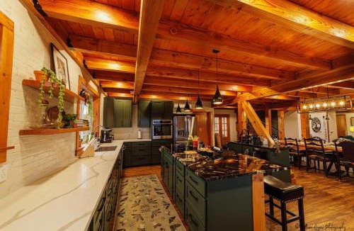 Lewis County Ski Chalet | Welcome to Raven Ridge Lodge - where time slows