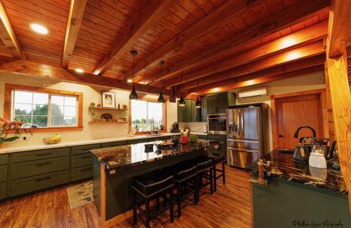 Lewis County Ski Chalet | Welcome to Raven Ridge Lodge - where time slows