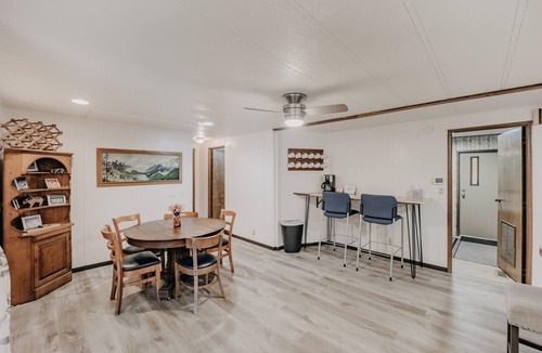 Maple Falls Cabin | Welcome to The Baker House Retreat - The Ranch House and The Bunk House